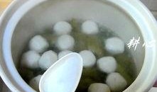 吃瓜鱼丸汤,吃瓜鱼丸汤的独特风味之旅