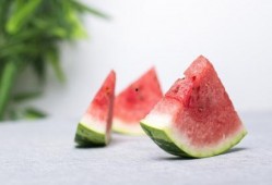 梦见自己吃梨瓜,揭秘吃梨瓜的神秘寓意