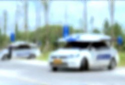 吃瓜男的开车,一场意外的冒险之旅