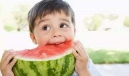 瓜哥吃瓜ai作画,揭秘虚拟世界中的“吃瓜群众”