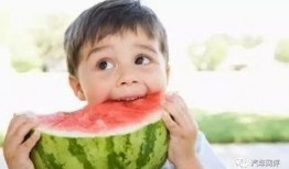 夏季吃瓜拍照文案搞笑