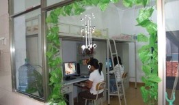 职校宿舍吃瓜,揭秘校园生活点滴